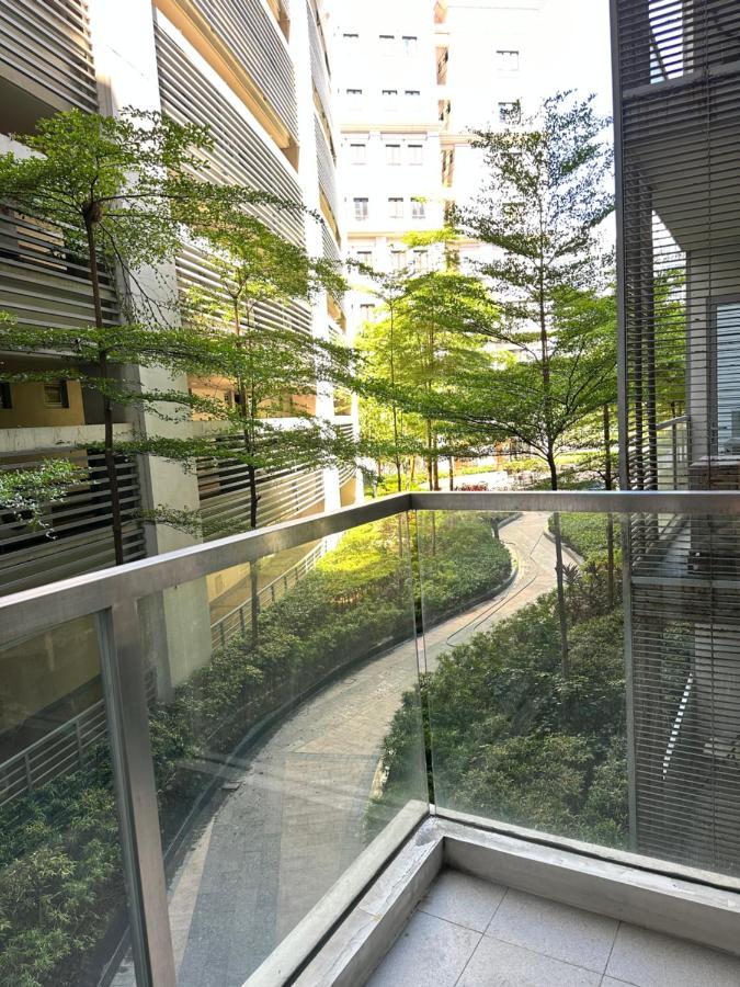 81 Newport Condominium Cluster 5 3A By Rechelle Nunag Pasay Eksteriør bilde