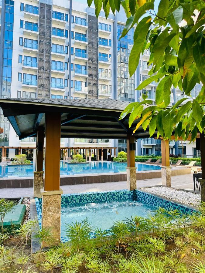 81 Newport Condominium Cluster 5 3A By Rechelle Nunag Pasay Eksteriør bilde