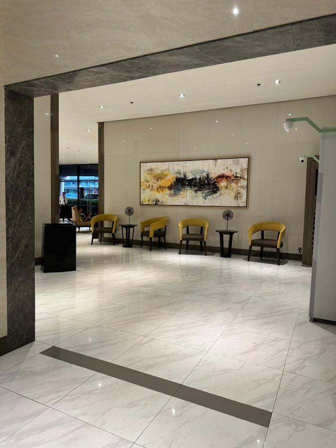 81 Newport Condominium Cluster 5 3A By Rechelle Nunag Pasay Eksteriør bilde